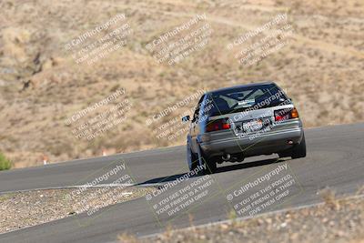 media/Oct-01-2022-Team Topak Racing (Sat) [[f860fb51be]]/2-Inter Low 2/session 1 turn 3/